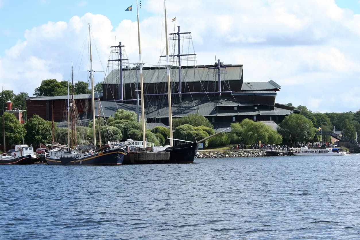 Slussen, Old Djurgårdsstaden & the Vasa Museum