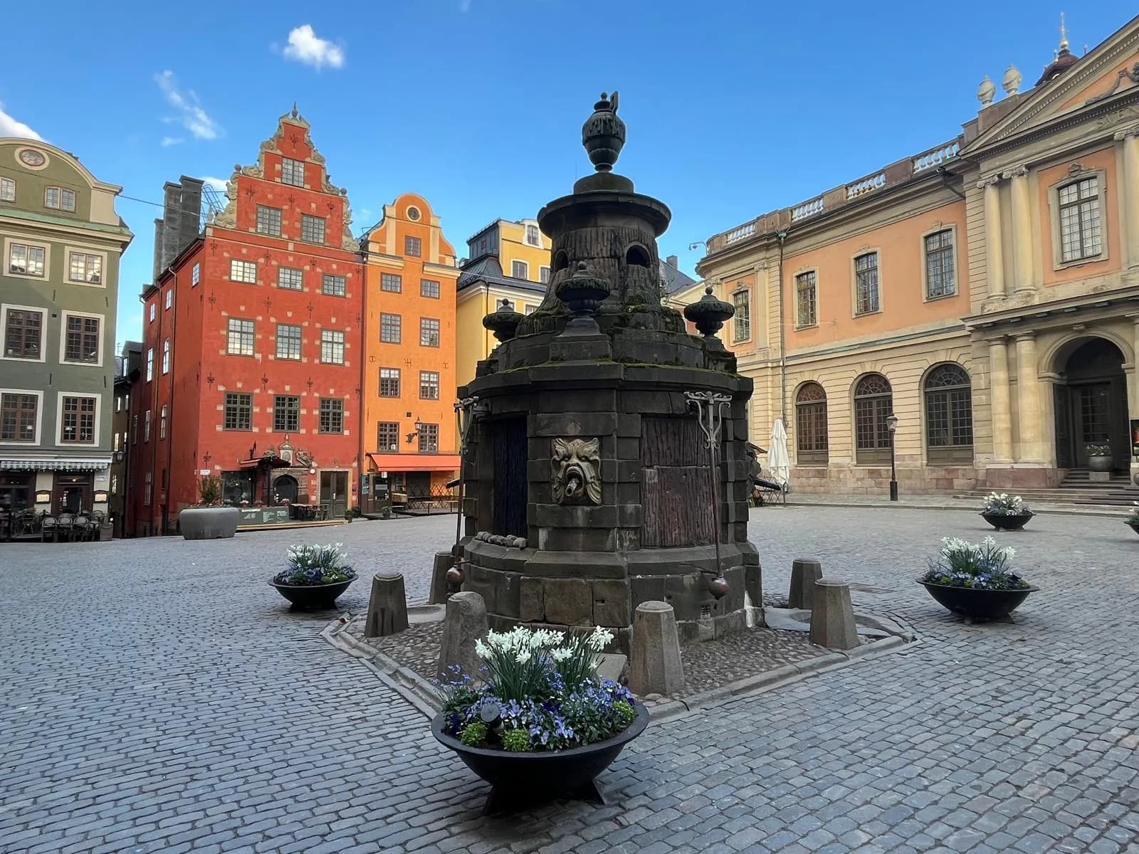 Gamla Stan Walking Tour: Hidden Stories of Stockholm’s Old Town