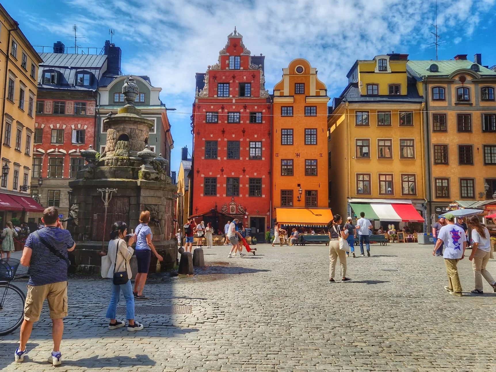 Gamla Stan Walking Tour: Hidden Stories of Stockholm’s Old Town